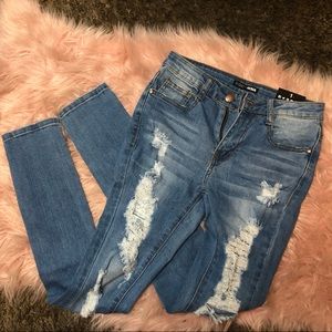 Fashion Nova Destroyed Skinny Jeans